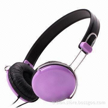 Fashionable Colorful Headphones with 20 to 20000Hz Frequency Response and 1.5m Cable Length